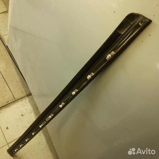 Молдинг двери Ауди a6 с5