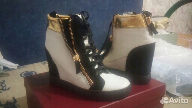 Сникерсы из натуральной кожи