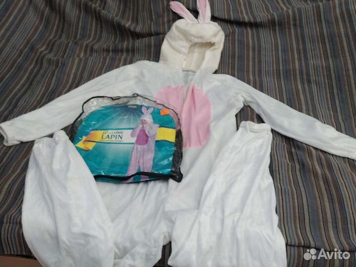 Кигуруми зайчика на взрослого