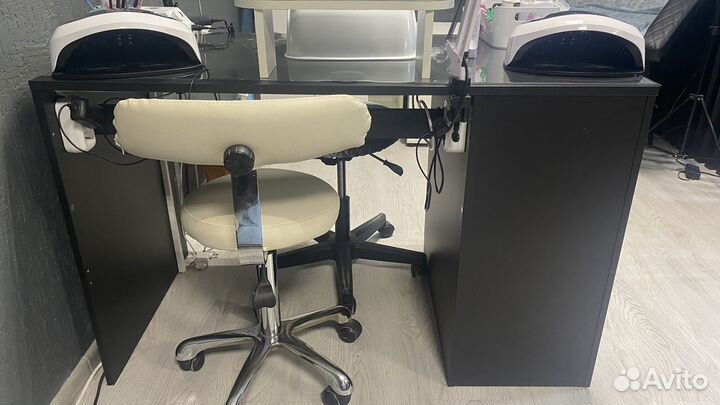 Маникюрный стол/компьютерный стол