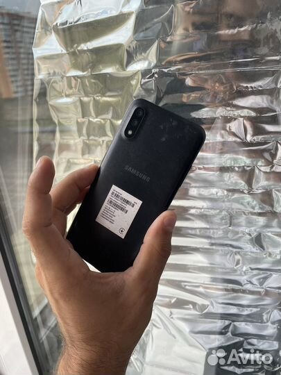 Телефон Samsung а01