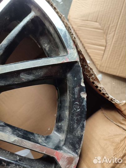 Диск 5x114.3 r16