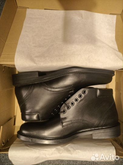 Ботинки мужские 43 размер новые