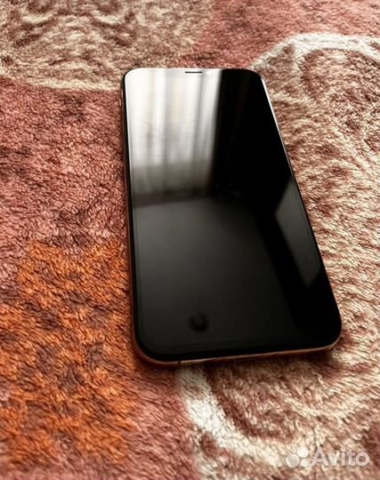 iPhone Xs, 64 ГБ