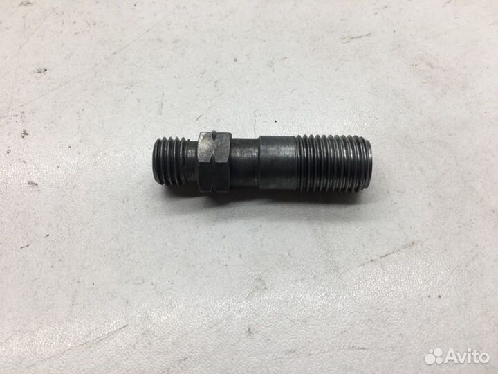 Штуцер Toyota Land Cruiser HZJ105 1HZ 1999