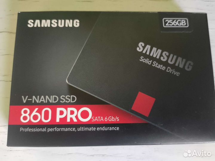 Жесткий диск ssd Samsung 256Gb 860 PRO SATA