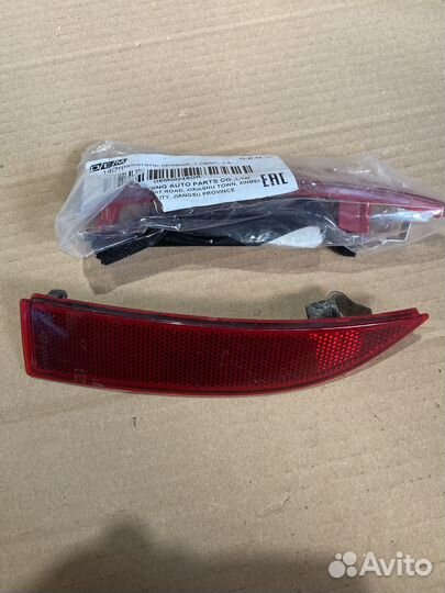 Отражатели заднего бампера Renault Logan 2