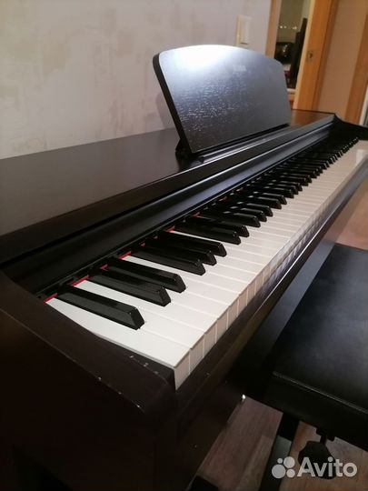 Цифровое пианино Yamaha Arius