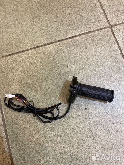 Ручка газа электровелосипеда Kugoo V1 (новая)