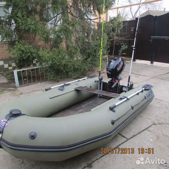 Моторная лодка