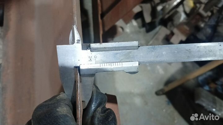 Снегоуборочный отвал на минитрактор