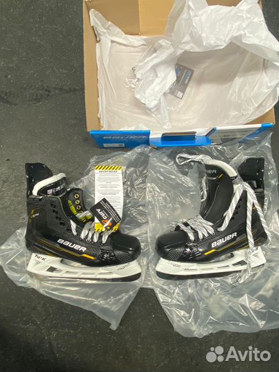 Хоккейные коньки Bauer S22 Supreme M5 Pro
