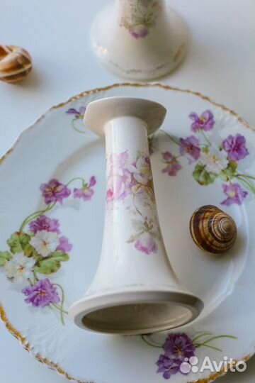 Антикварные фарфоровые парные подсвечники с розами