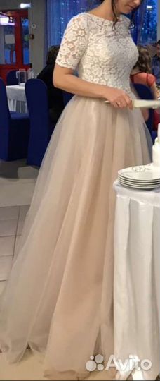 Свадебное платье 42-44 бу