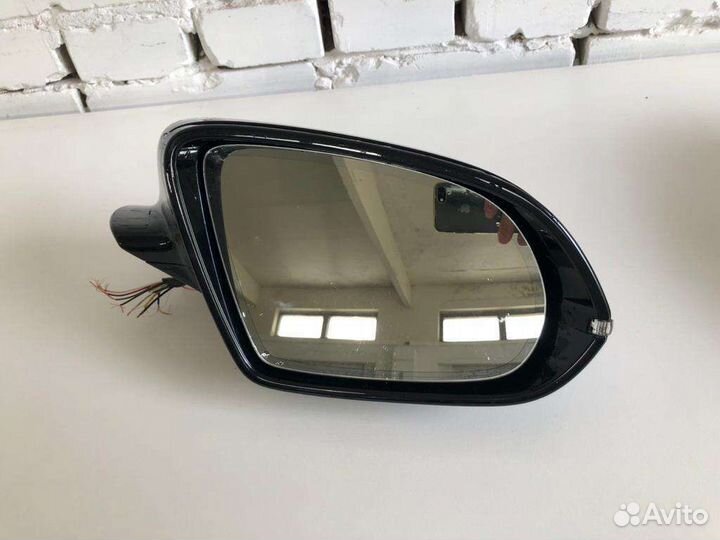Зеркало правое Audi A8 D4