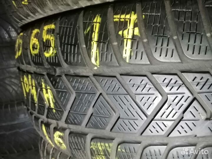 Pirelli Scorpion Winter 235/65 R17