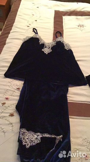 Костюм женский велюровый