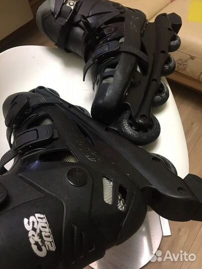 Роликовые коньки размер 44-45 с вложенными носками