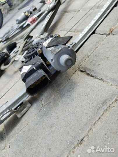 Стеклоподъемники мерседес/Mercedes w202 c180