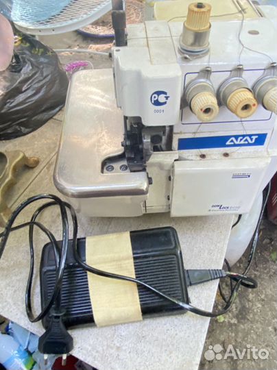 Оверлок для швейной машины Агат