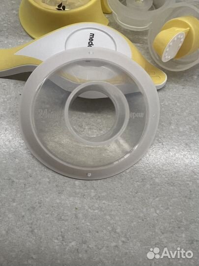 Молокоотсос medela ручной