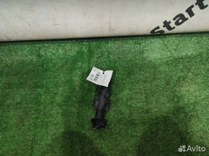 Форсунка омывателя фар правая Bmw 523 F10 N52B25AF