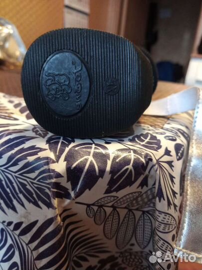 Зимние сапожки для собак