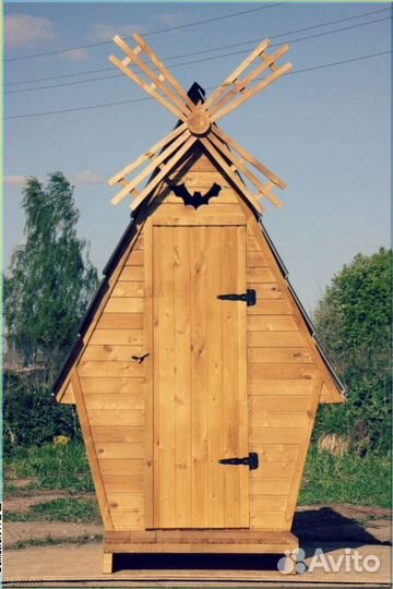Уличный туалет с декором щзю 012