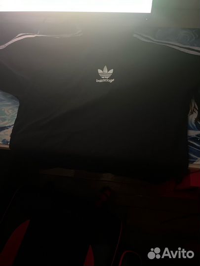 Футболка balenciaga