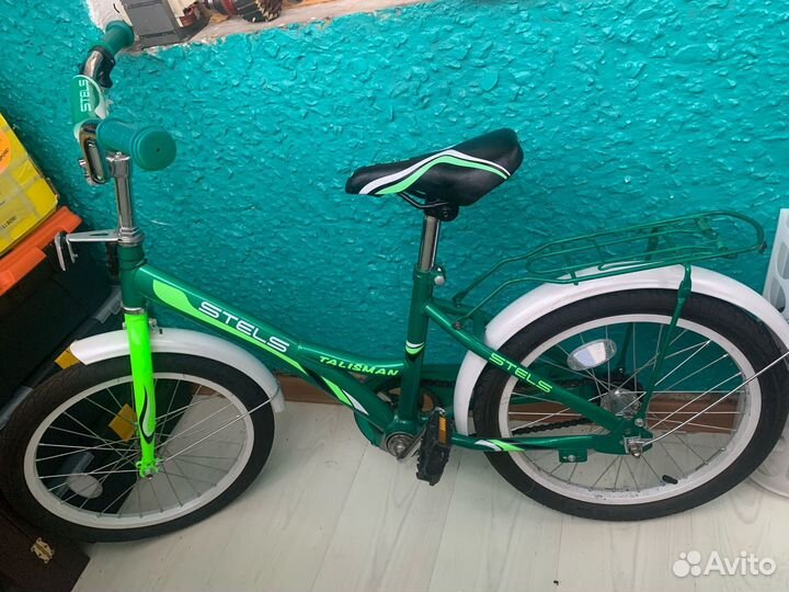 Детский велосипед четырехколесный