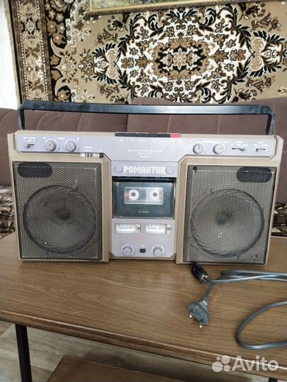 Продам магнитофон Романтик M-201C
