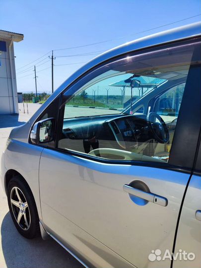 Nissan Serena 2.0 CVT, 2008, 187 648 км