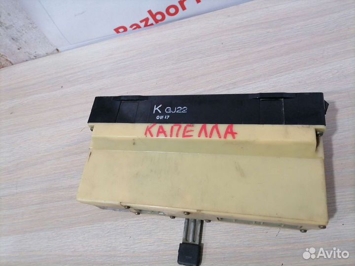 Блок управления печкой Mazda Capella 92г.в