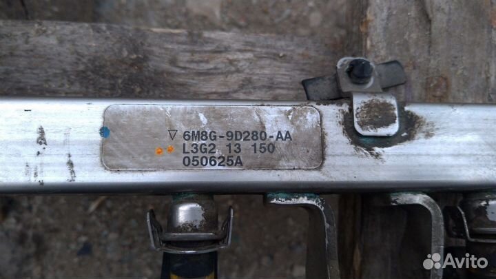 Топливная рампа Mazda 6 лифтбек 2.0 2006