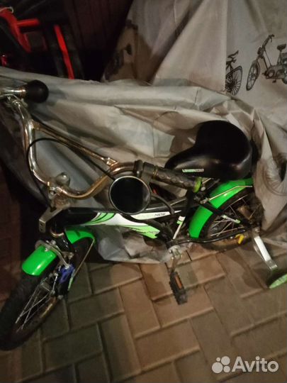 Детский трехколесный велосипед бу