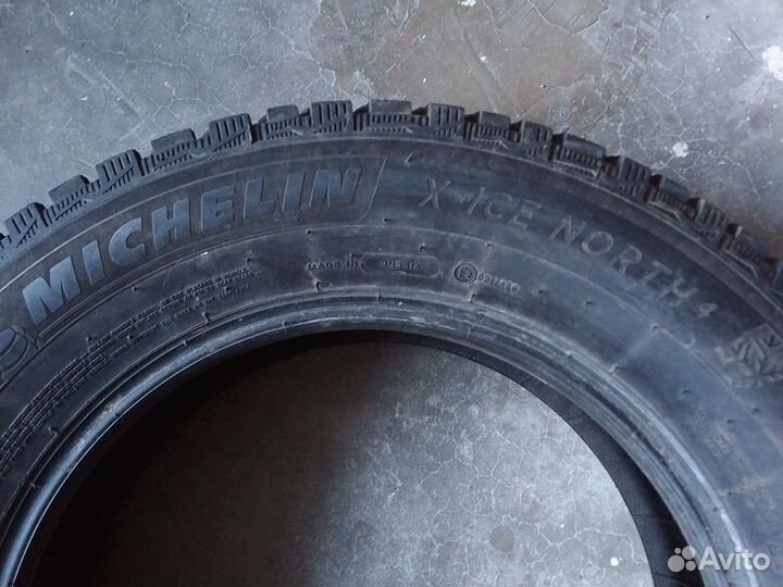 Michelin X-Ice North 4 215/65 R16 102T