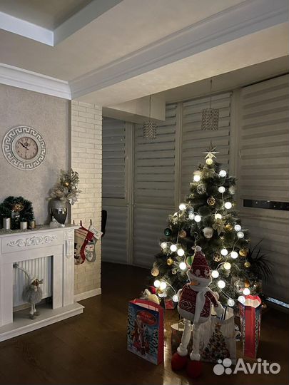 Продается искусственная елка 1,8 м