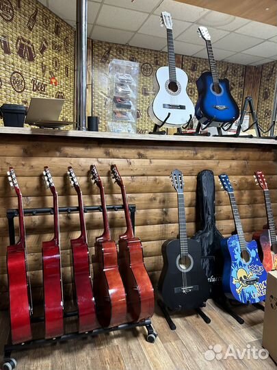 Классическая гитара Belucci