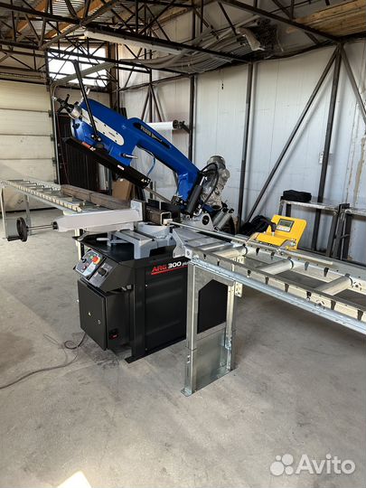 Ленточнопильный станок с гидроразгрузкой