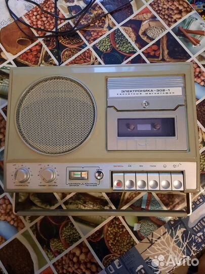 Кассетный магнитофон Электроника 302-1