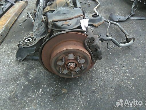 Подрамник toyota celsior UCF10 1UZ-FE