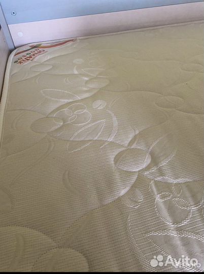 Двухъярусная кровать из массива сосны