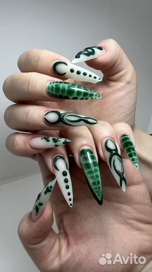 Маникюр, наращивание ногтей, педикюр