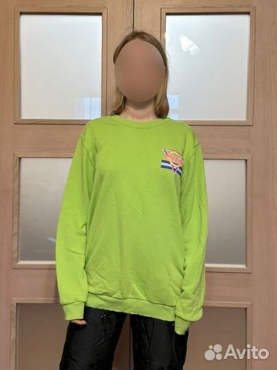 Свитшот салатовый унисекс bershka S (мужской)