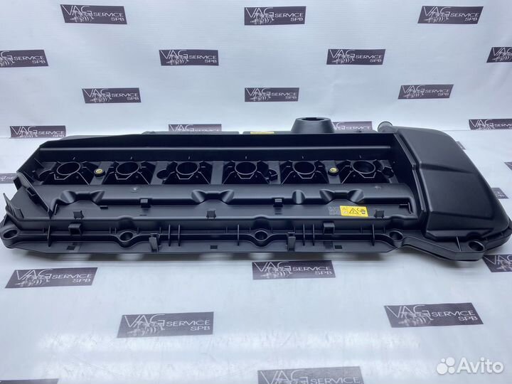 Новая клапанная крышка BMW M54