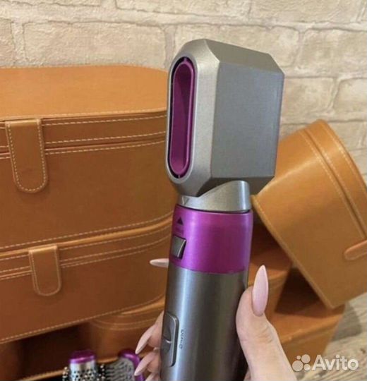 Стайлер dyson новый