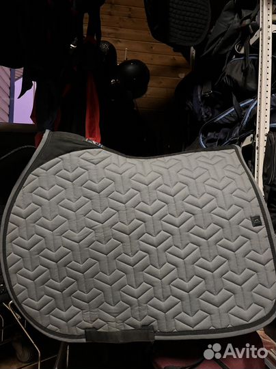 Амуниция для лошади