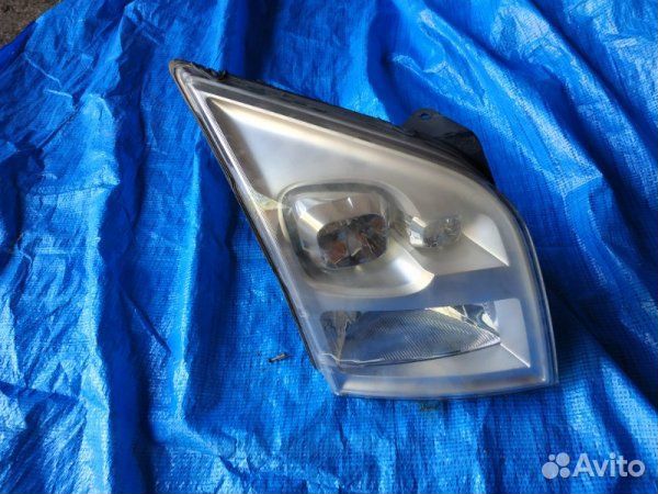 Фара левая Ford Tranzit 2014