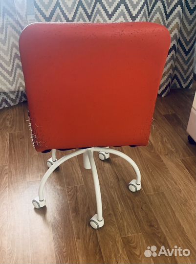 Стул компьютерный