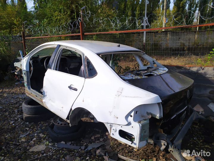 Разбор на запчасти Volkswagen Polo седан 2015-2020